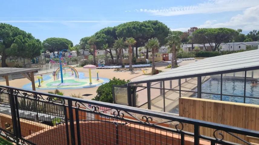 Chez Boby ! Hotel Canet-en-Roussillon Ngoại thất bức ảnh